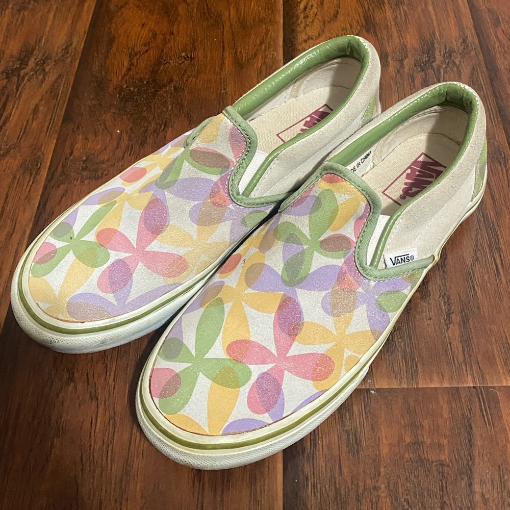 Vintage Retro Floral Vans